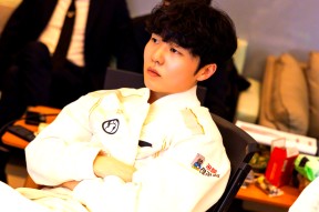 爱游戏APPRookie遭遇三连败，热火教练面临压力！的简单介绍